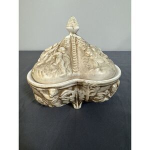 Decorative‎ Bowl made from Portugal featuring angel Cherubs with lid
